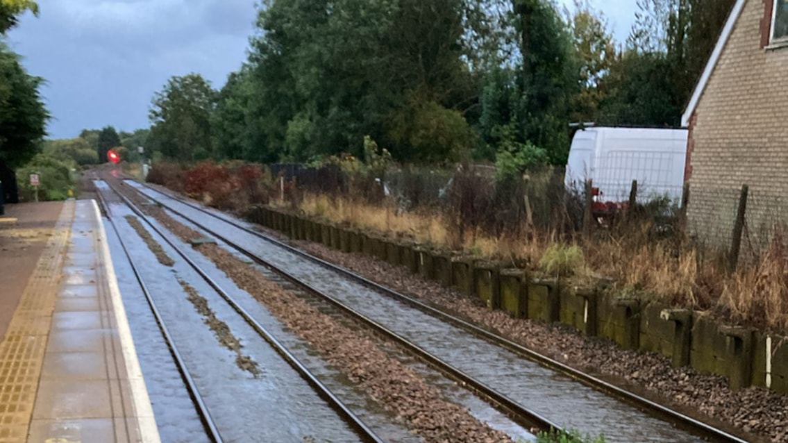 Lidlington station track flooding