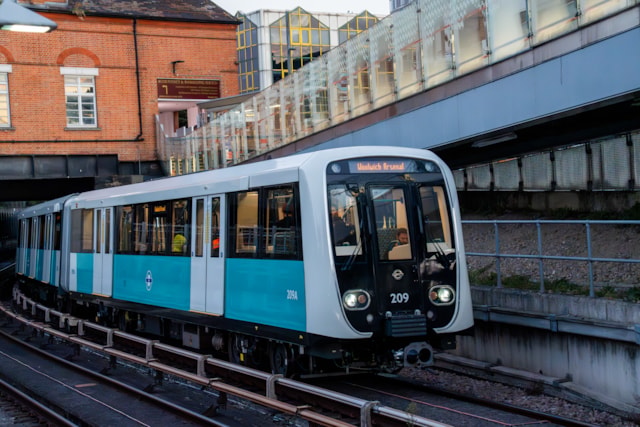 TfL Image - New DLR train-2