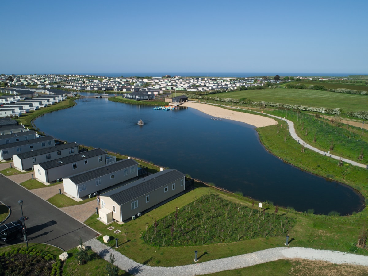 Park view (drone) at Thornwick Bay