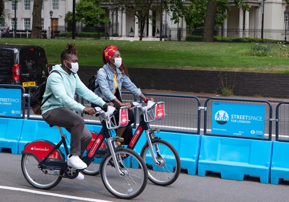 TfL Press Release - New TfL data shows significant increase in walking and cycling since the pandemic started: TfL Image - Park Lane, Santander Cycles