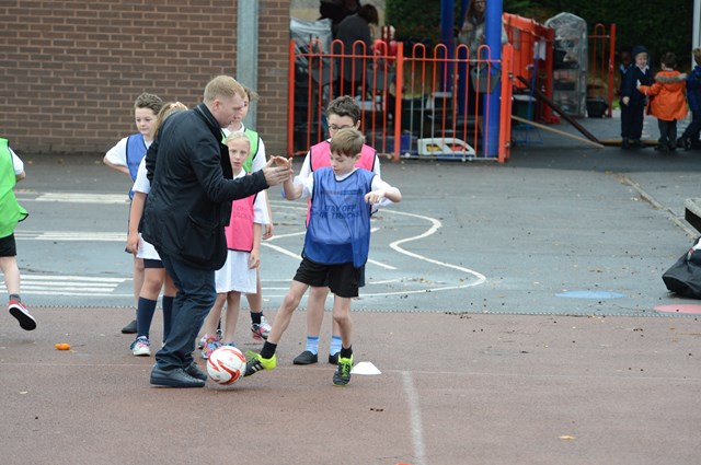 Paul Scholes launches tackling Track Safety initiative 2