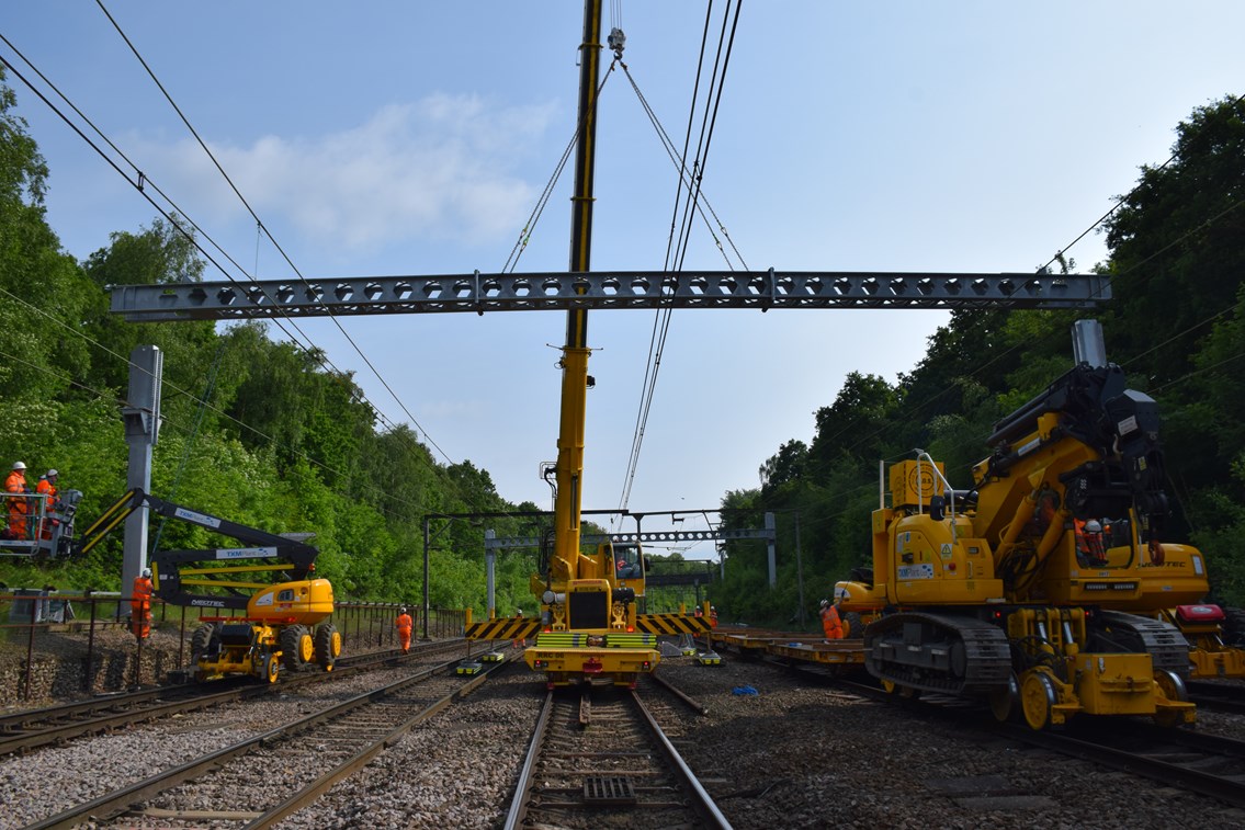 Spring BH 2016 - Shenfield Gantry Lift 3