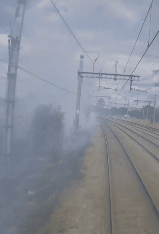 Lineside fire newport-Cardiff 01082026: Lineside fire newport-Cardiff 01082026