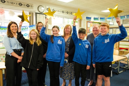 Jake, Kimberly, Ewan and Rebecca from P7 with Head Teacher Shona Murphy and the senior leadership team