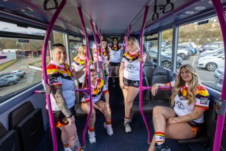 First Bus partners with Bradford Bulls Women's Rugby team-3