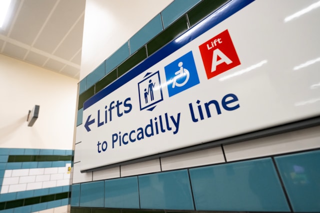 TfL Image - Knightsbridge Station SFA Opening (5)