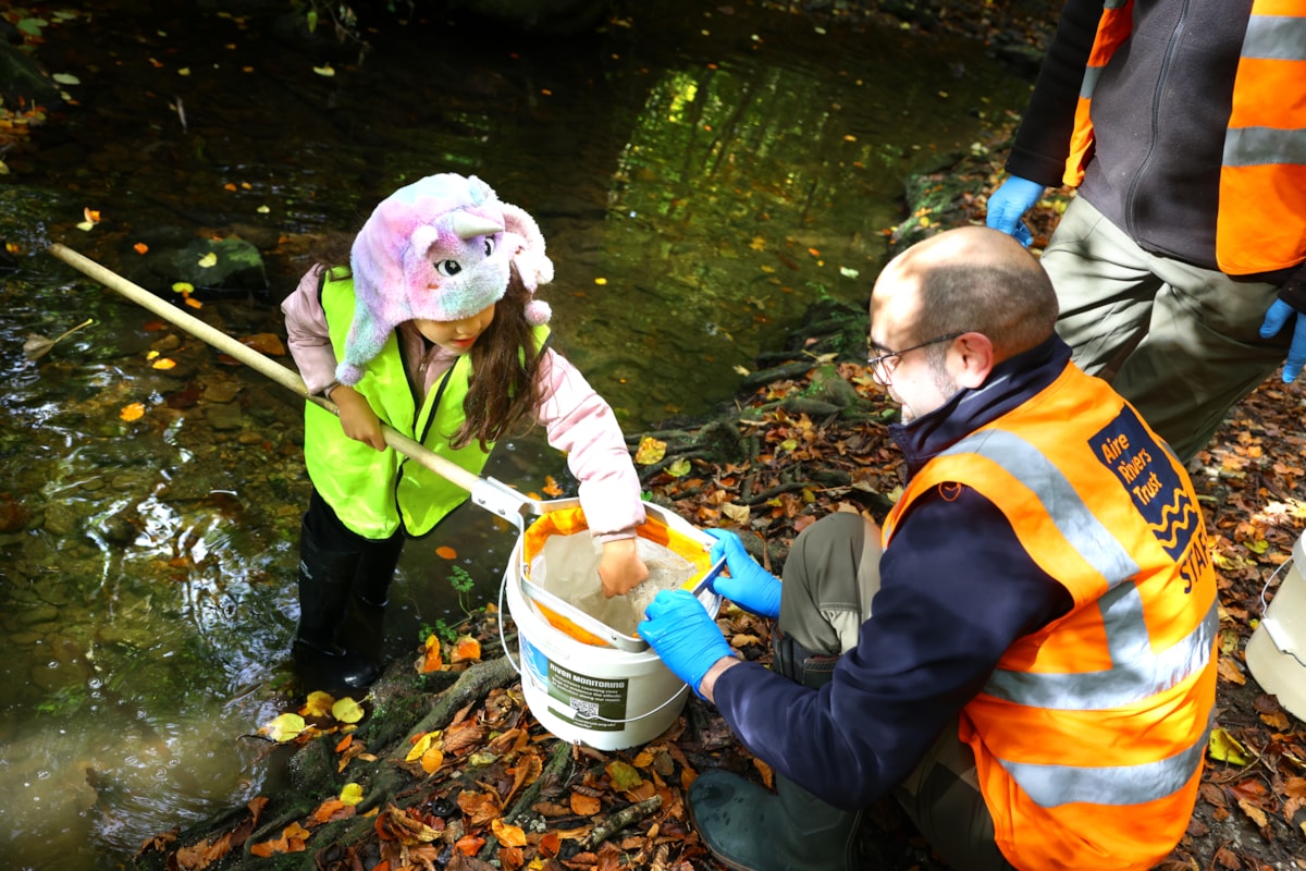 Volunteers working with Aire Rivers Trust - LNER CCIF 2