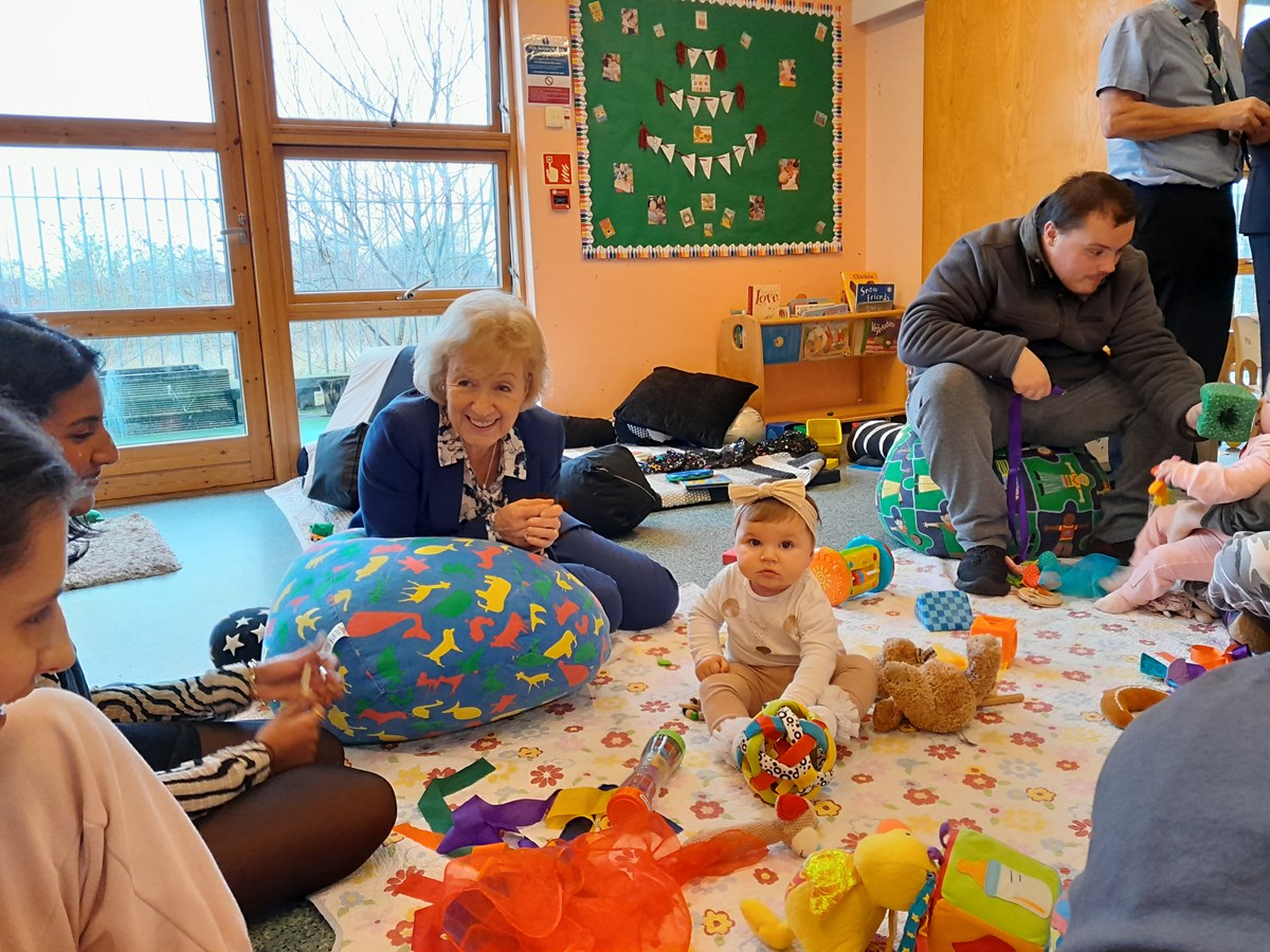 Dame Andrea with little Elsie