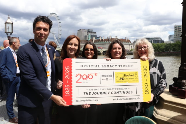 From left, Rob Lowe, Emma Roberts, Elena Metcalf, Laura Pye and Karen Shannon. Photo by Downtown in Business: From left, Rob Lowe, Emma Roberts, Elena Metcalf, Laura Pye and Karen Shannon. Photo by Downtown in Business