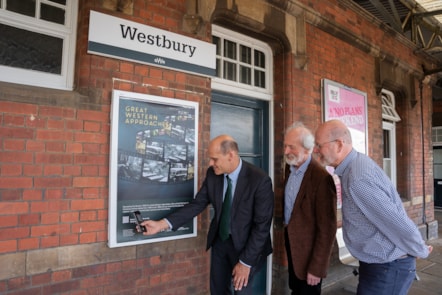 SWNS GWR WESTBURY-38