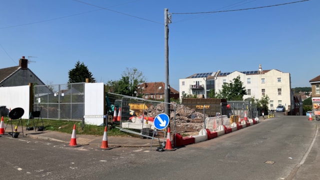 Work has begun on the construction of two new stations at Portishead and Pill