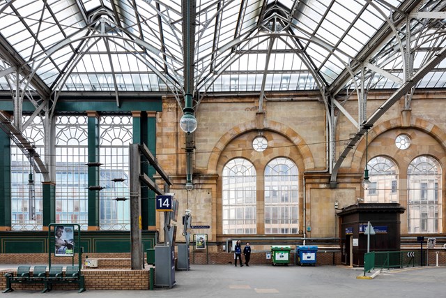 Glasgow Central - platform 14, roof