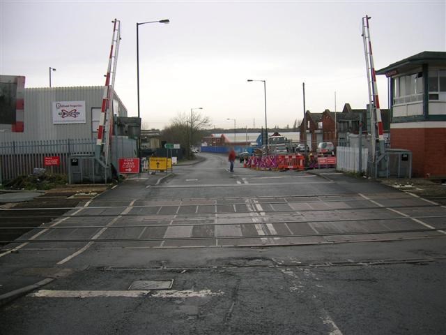 Bloxwich level crossing-2