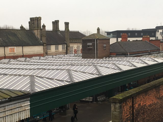 Shrewsbury Station upgrade-Platform 4-2: The first phase of work to upgrade Shrewsbury Station was completed in late 2016 and involved renewing the large canopy roof over platforms 3, 4 and 7.