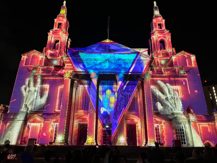 Landmark occasion sees thousands dazzled by Light Night Leeds: image00073