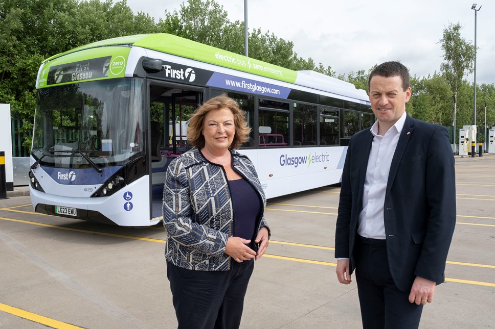 Transport Minister Fiona Hyslop and First Bus Scotland MD Duncan Cameron