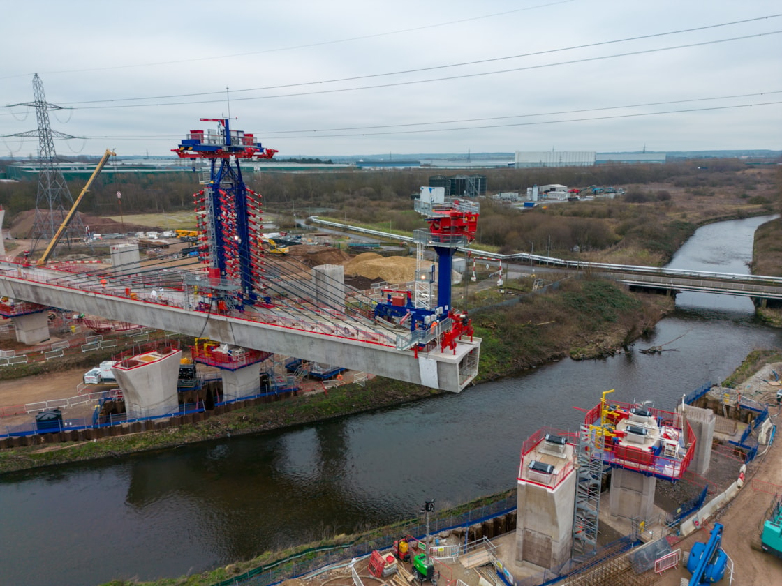 250114 River Tame West Viaduct Segment Lift (4)