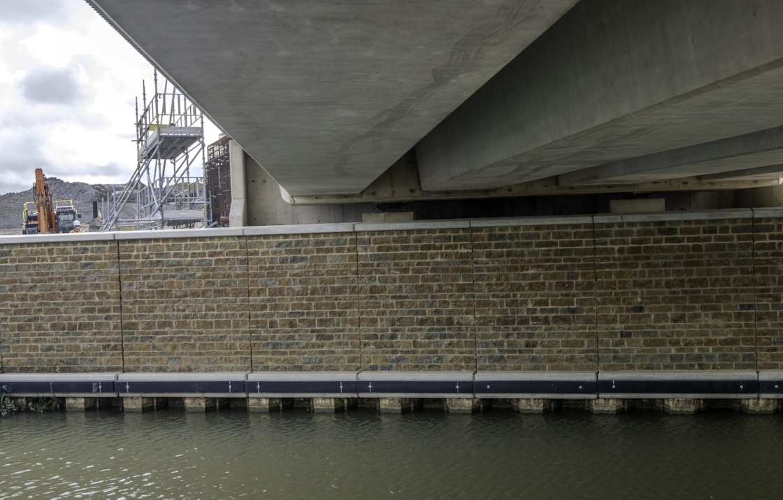 Ironstone cladding underneath the Oxford Canal viaduct Sept 2026