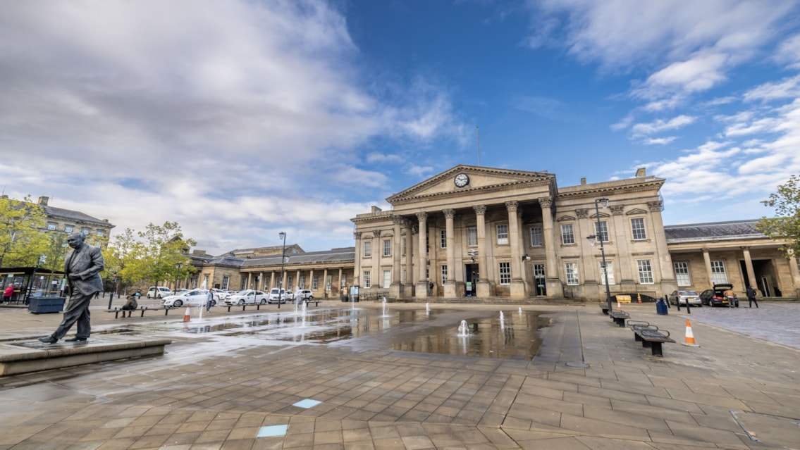 Huddersfield station: its heritage and its future: Huddersfield Station-19