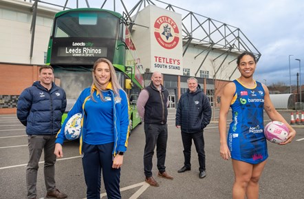Caitlin Beevers (left) and Rhea Dixon with Dan Busfield, Franchise Director of Rhinos Netball, Ross Johnstone of First Bus and Gary Hetherington, CEO of Leeds Rhinos 3