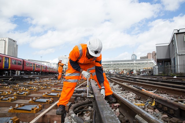 Track renewal work will take place at Waterloo during two weekends in March 2017 (1)