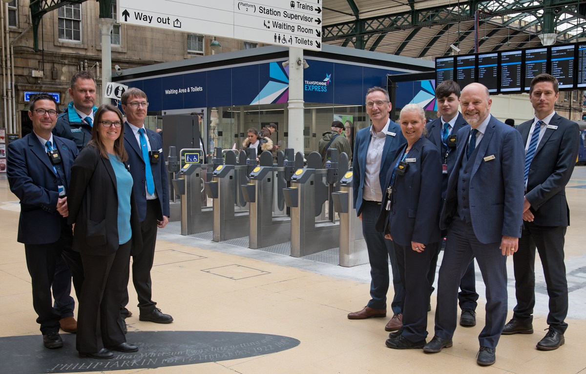 Hull Station Gateline 1