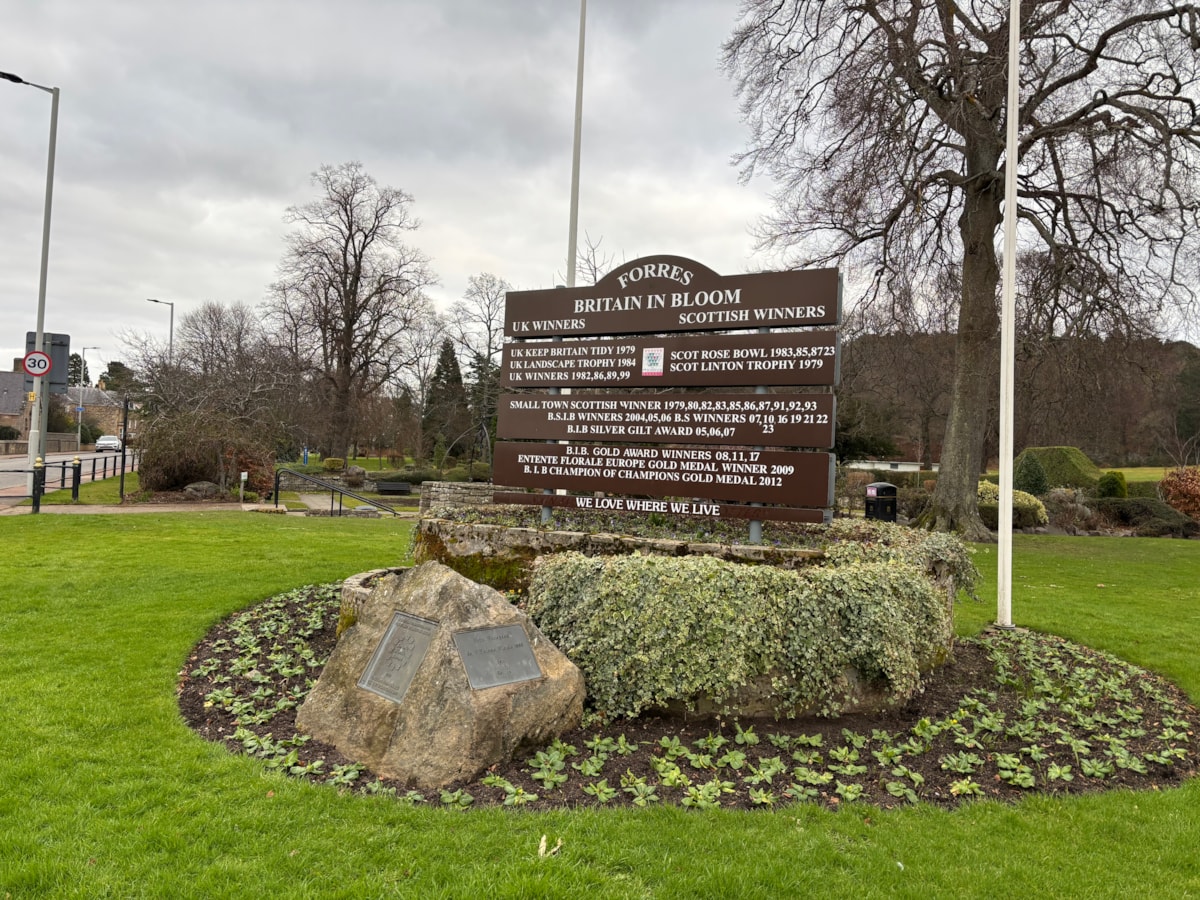 Forres in Bloom sign