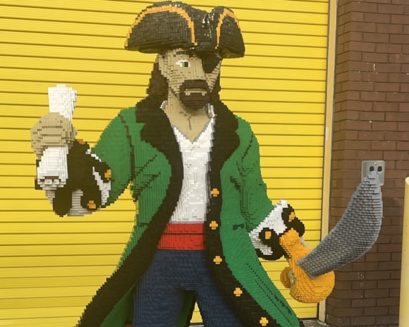 Swashbuckling brick model exhibition coming to Sewerby Hall and Gardens: Pirates - Captain Blackbrick 2 WS2