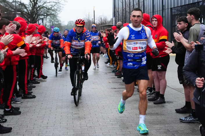 Kevin Sinfield running marathon challenge (credit RL Commercial/SW Pix): Kevin Sinfield running marathon challenge (credit RL Commercial/SW Pix)