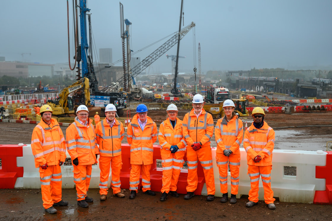 West Midlands Mayor Richard Parker and TfWM's Anne Shaw meet the HS2  and MDJV teams on site