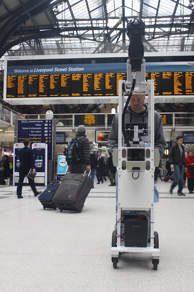 Google Street View at Liverpool Street Station
