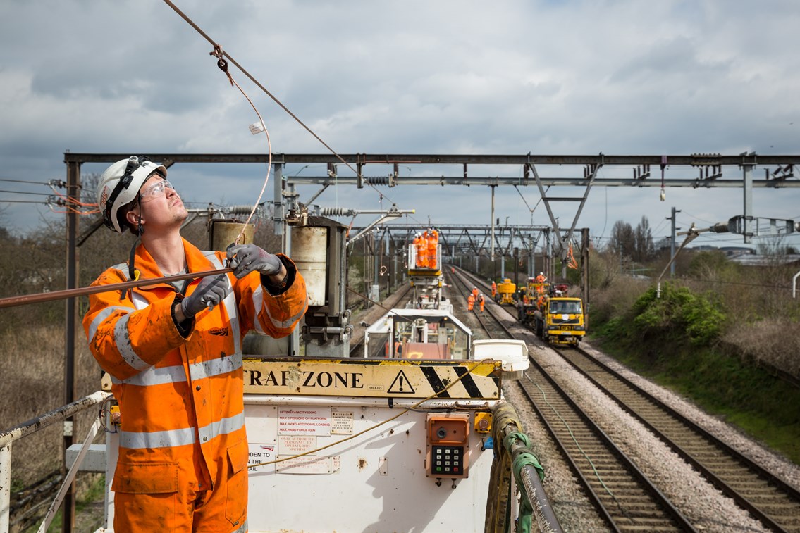 Chadwell Heath - overhead line upgrades Easter 2015 08