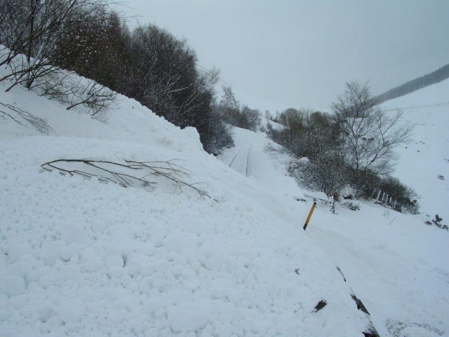 snow covered railway (3)