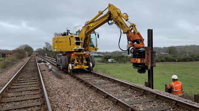 Installing piles to stabilise the embankment during the spring: Installing piles to stabilise the embankment during the spring