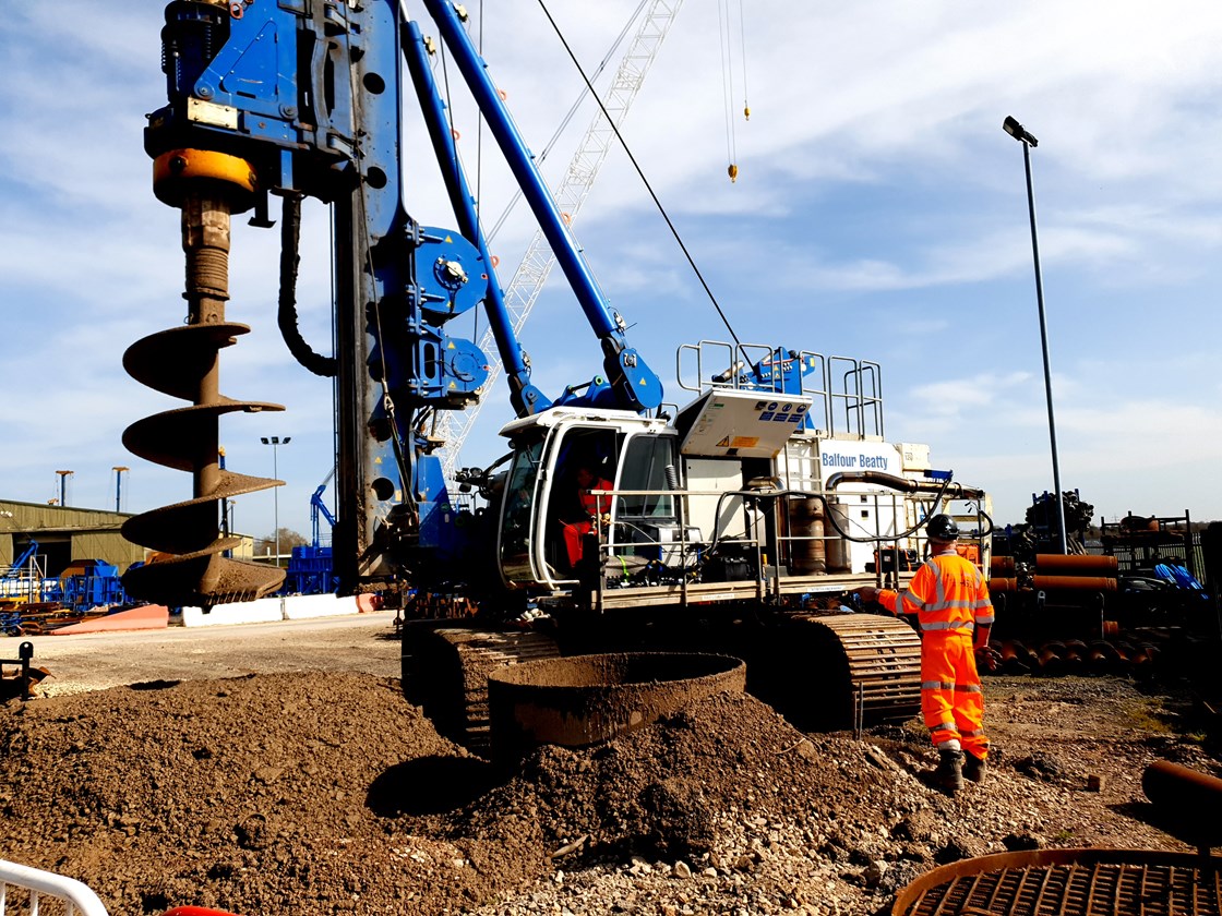 NRMM retrofit trial on a Balfour Beatty 403kW Bauer BG30 Rotary Rig: HS2 and its industry partners have achieved certification by the Energy Saving Trust for the second stage of a retrofit innovation trial, meaning the green technology can now be rolled out to larger Non-Road Mobile Machinery (NRMM) and bring substantial benefits for the whole industry.