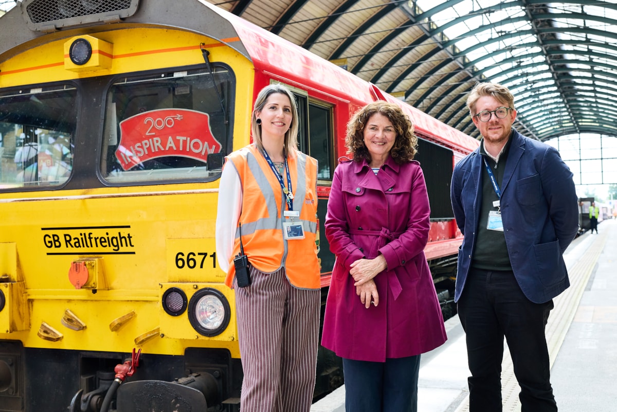 Inspiration train Hull (1)
