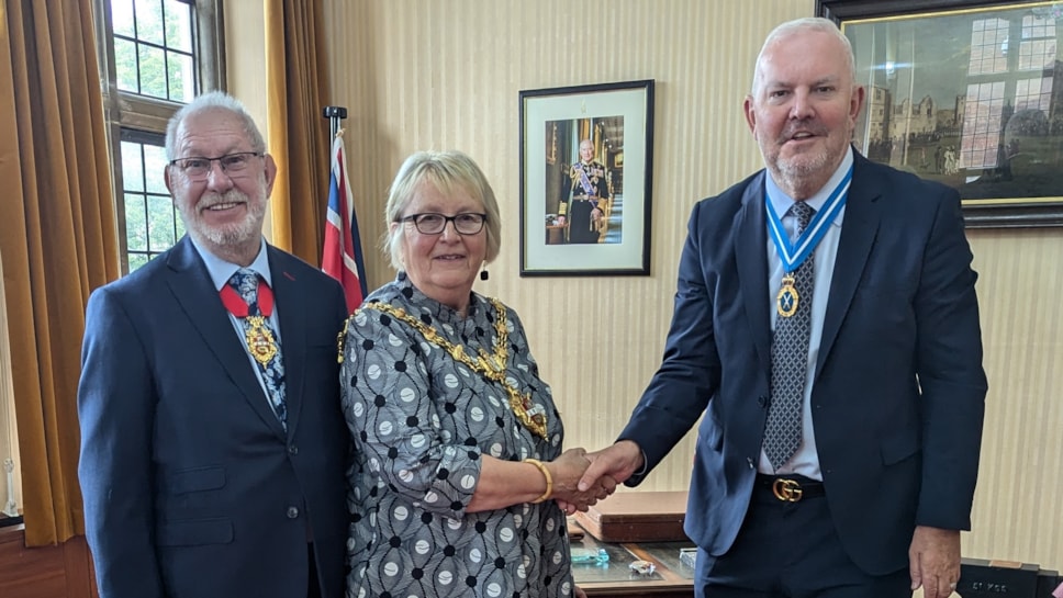 High Sheriff meets Mayor of Dudley