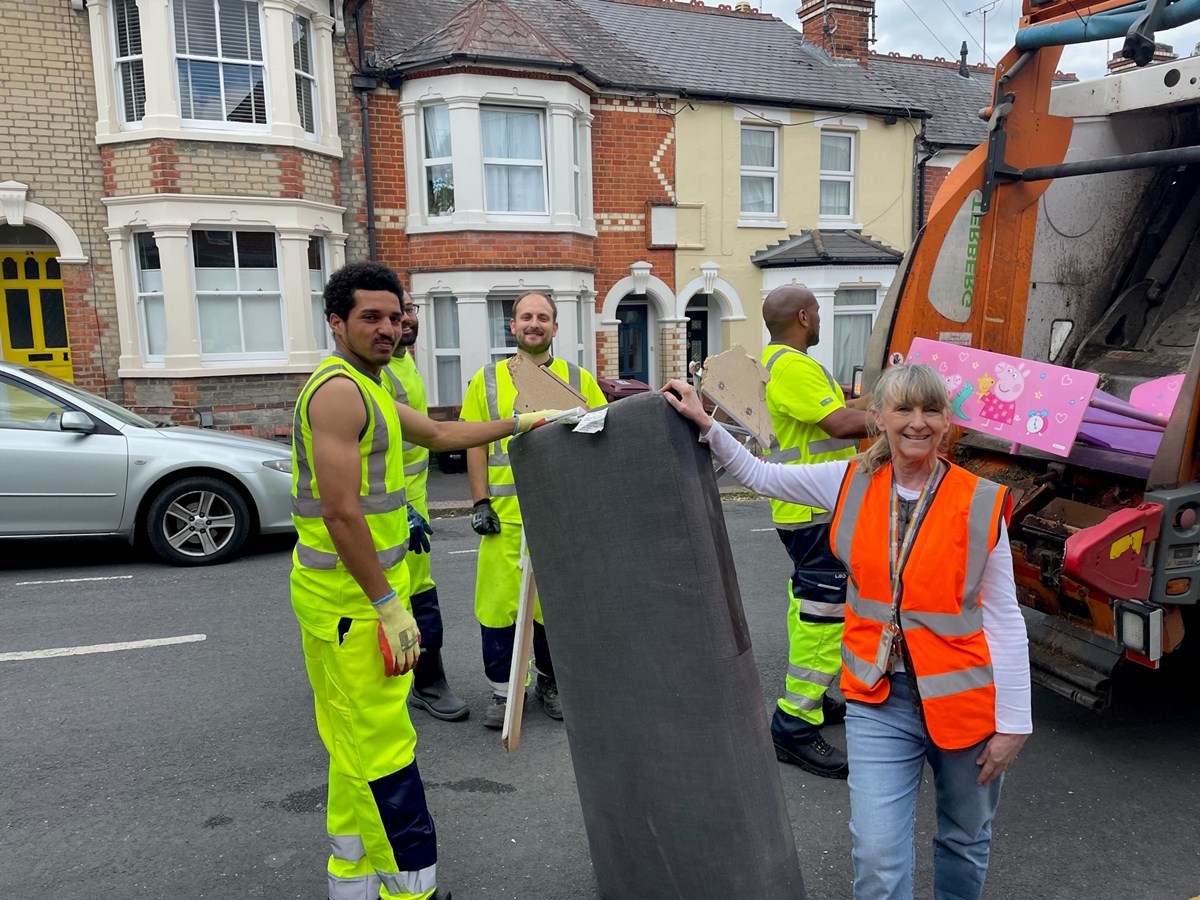 Cllr Karen Rowland, Reading's Lead Member for Environmental Services and Community Safety, out collecting bulky items with Reading's waste team