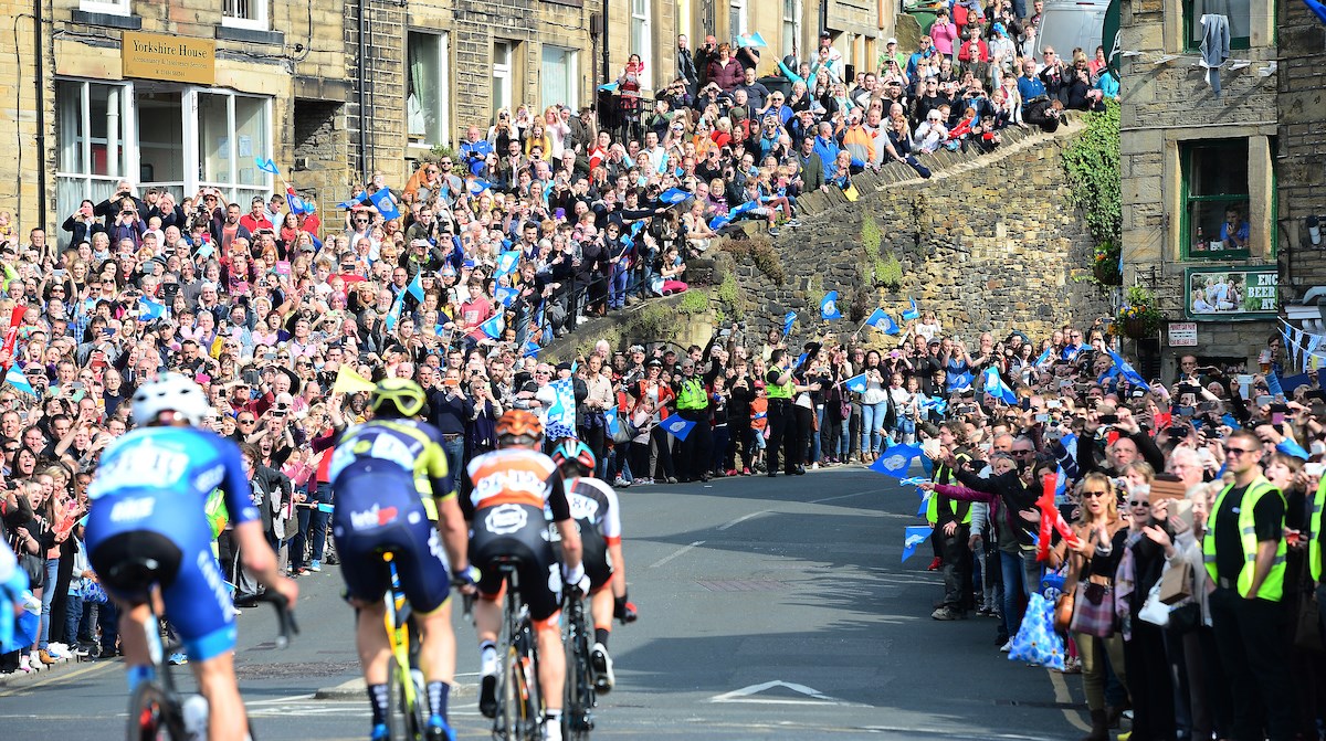 Tour de Yorkshire crowds.jpg: Tour de Yorkshire (credit swpix.com)