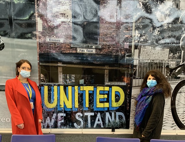 Art installation celebrating Leeds and its people installed at Leeds railway station L2R Anna Mulleady, Network Rail and Jude Palmer, artist-2