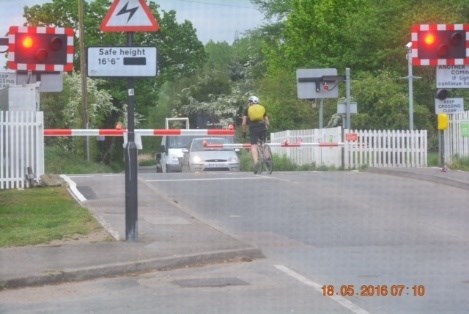 Wharf road level crossing misuse 2