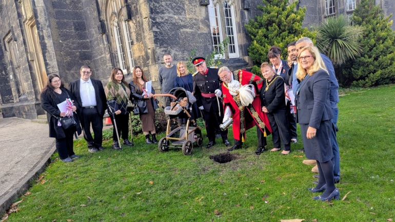 Mayor buries time capsule at Priory Hall to mark 200th anniversary