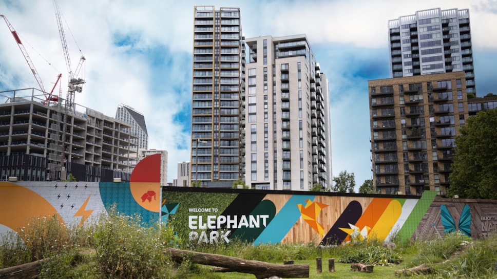 Elephant and Castle 9