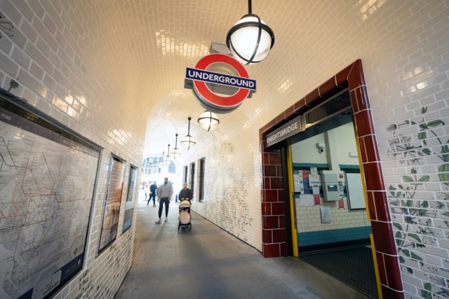 TfL Image - Knightsbridge Station SFA Opening (3)