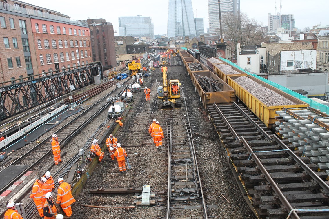 Easter works - Thameslink - point removal at London Bridge: Easter bank holiday 2015 part of the Thameslink Programme