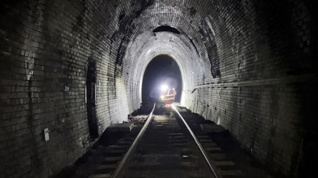 Inside Bransty Tunnel between Whitehaven and Corkickle: Inside Bransty Tunnel between Whitehaven and Corkickle