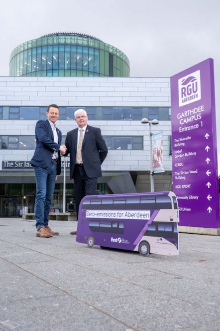 Duncan Cameron, Managing Director First Bus, Bill Sommerville, Director of Estates and Property Services RGU (2)