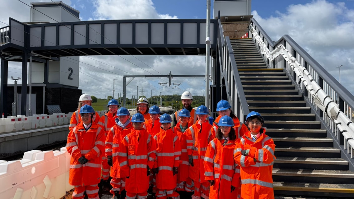 Hillview Primary visit Balgray Station as part of an industry taster day-2