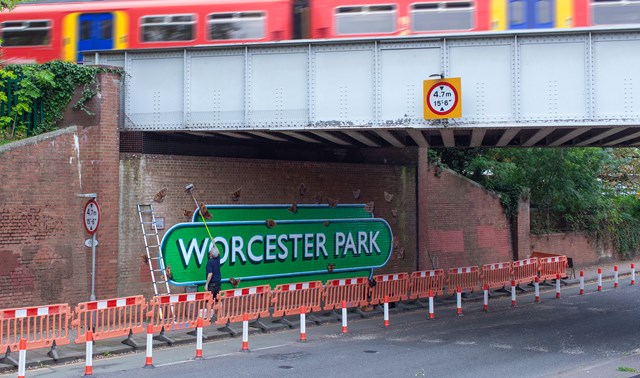 Worcester Park: Artist Lionel Stanhope works on the Worcester Park Mural