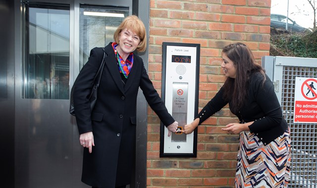 Eridge lift - Wendy Morton and Nusrat Ghani: Rail minister Wendy Morton and Wealden MP Nusrat Ghani  call the first lift at Eridge station, Sussex